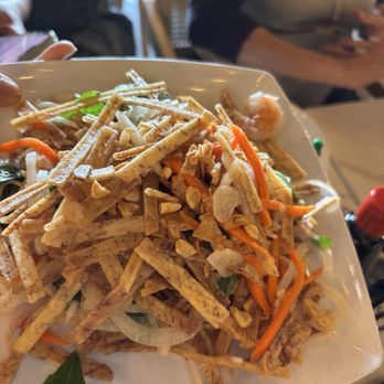 Basil Bistro - Taro salad - Vietnamese Near Me - Lynnwood, Washington