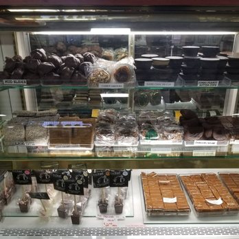 Apple Hill Growers Association - Must try caramels at Apple ridge farm - Fruits & Veggies Near Me - Camino, California