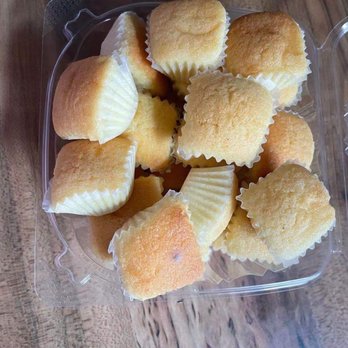 Manna 2 Bakery - cupcakes in a plastic container - Bakeries Near Me - New York, New York Manna 2 Bakery - cupcakes in a plastic container - Bakeries Near Me - New York, New York