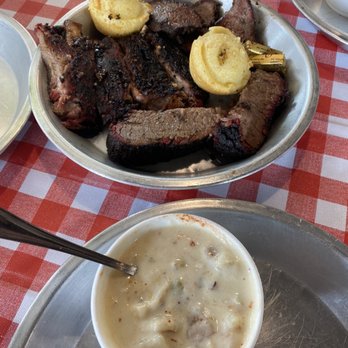Gold Beach BBQ - 3 meat sampler with clam chowder and steak chili - Barbeque Near Me - Gold Beach, Oregon Gold Beach BBQ - 3 meat sampler with clam chowder and steak chili - Barbeque Near Me - Gold Beach, Oregon