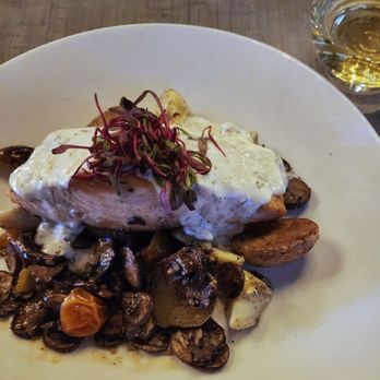 Society - Seared salmon with mushroom and artichoke ragout - Italian Near Me - Tempe, Arizona Society - Seared salmon with mushroom and artichoke ragout - Italian Near Me - Tempe, Arizona