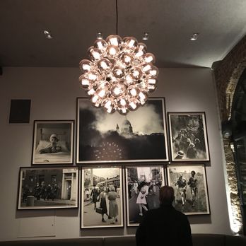 Frontline Restaurant - British Near Me - London, XGL