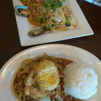 Thida Thai - Moms got the Pad Keep Mao (Drunken Noodle) and I got Pad Garpow! - Thai Near Me - Smyrna, Tennessee Thida Thai - Moms got the Pad Keep Mao (Drunken Noodle) and I got Pad Garpow! - Thai Near Me - Smyrna, Tennessee