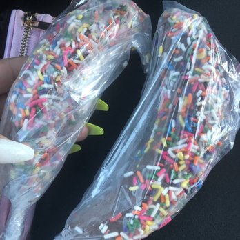La Michoacana - Chocolate covered bananas with sprinkles ! Priced at $3.50 each 7/11/2019, come in plain, sprinkles & coconut. - Ice Cream & Frozen Yogurt Near Me - Novato, California La Michoacana - Chocolate covered bananas with sprinkles ! Priced at $3.50 each 7/11/2019, come in plain, sprinkles & coconut. - Ice Cream & Frozen Yogurt Near Me - Novato, California