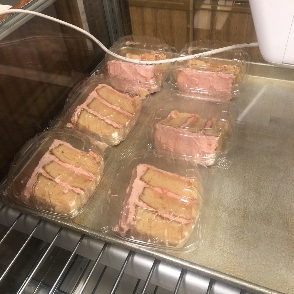 Baked In Baltimore - Strawberry cake. - Cupcakes Near Me - Baltimore, Maryland Baked In Baltimore - Strawberry cake. - Cupcakes Near Me - Baltimore, Maryland
