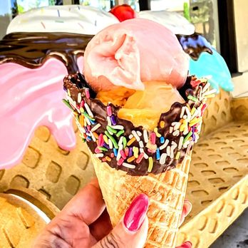 Sunny Scoops Ice Cream - Ice Cream & Frozen Yogurt Near Me - San Diego, California Sunny Scoops Ice Cream - Ice Cream & Frozen Yogurt Near Me - San Diego, California