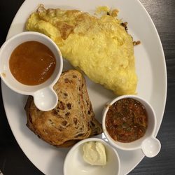 Gaia House Cafe - Pesto cheese omlette
