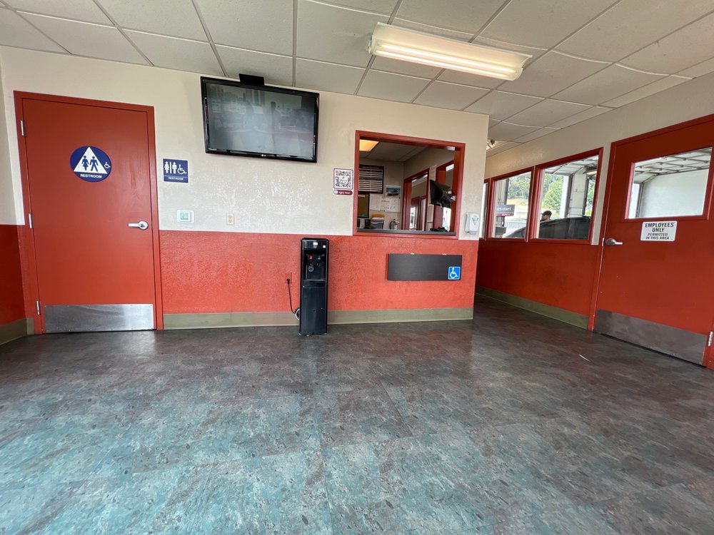 JIFFY LUBE Updated October 2024 43 Photos & 178 Reviews 2492