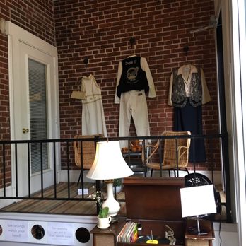The Vintage Underground - They have live music and an open mic night on this ledge! - Vinyl Records Near Me - Lewes, Delaware