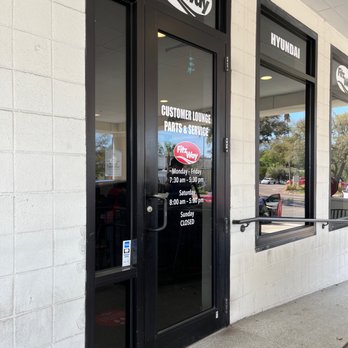 Fitzgerald's Countryside Hyundai - Door to service - Car Dealers Near Me - Clearwater, Florida Fitzgerald's Countryside Hyundai - Door to service - Car Dealers Near Me - Clearwater, Florida
