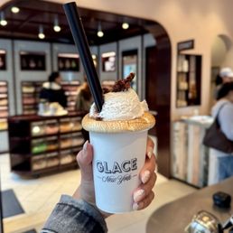 Brownie sundae hot chocolate