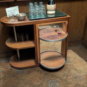 Ci Siamo - Wine bar in the elevator - Italian Near Me - New York, New York