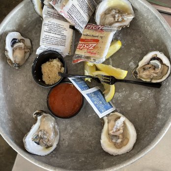 Conch Republic Seafood - Raw oysters - Seafood Near Me - Key West, Florida Conch Republic Seafood - Raw oysters - Seafood Near Me - Key West, Florida