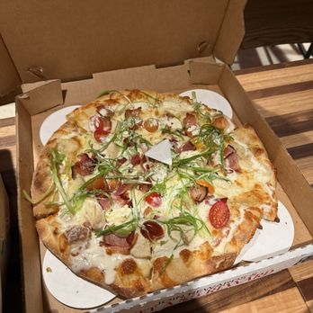 Slice House by Tony Gemignani - GMA Chicken Bacon Ranch - Pizza Near Me - Milpitas, California Slice House by Tony Gemignani - GMA Chicken Bacon Ranch - Pizza Near Me - Milpitas, California