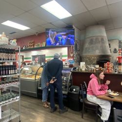 Italian Supermarket - Inside the supermarket