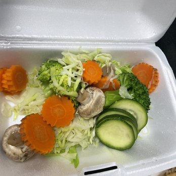 Ramen vs Pho - The steamed veggies - Vietnamese Near Me - Fresno, California Ramen vs Pho - The steamed veggies - Vietnamese Near Me - Fresno, California