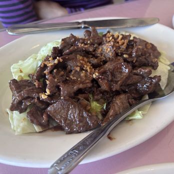 Thai Kitchen - Garlic Beef - Thai Near Me - Irvine, California Thai Kitchen - Garlic Beef - Thai Near Me - Irvine, California