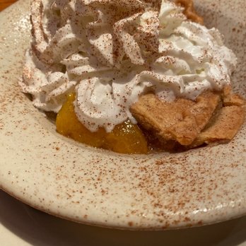 Glory Days Grill - Peach cobbler - American Near Me - Richmond, Virginia