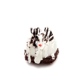 Ruby's Chocolates - Cookies N' Cream Truffle Cake