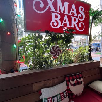 Glamper - Fun and festive. December 2025 - Cocktail Bars Near Me - St. Petersburg, Florida Glamper - Fun and festive. December 2025 - Cocktail Bars Near Me - St. Petersburg, Florida