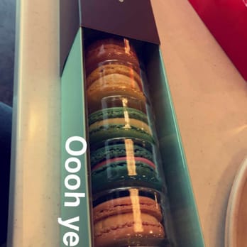 La Tour Cafe - Cafes Near Me - Honolulu, Hawaii
