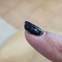 Ali'i Nails & Lash Bar - I'm normally very pleased. Less than 18 hours later and its chipped.