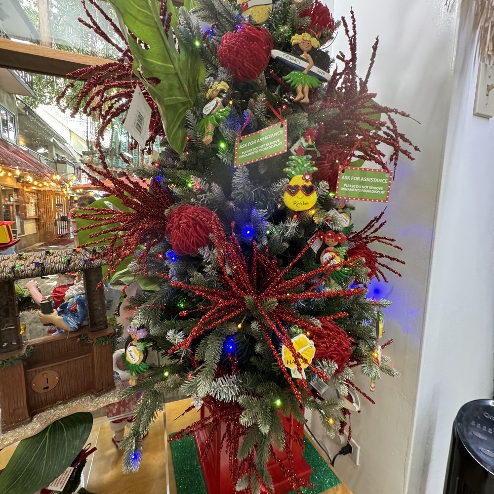 Waikiki Christmas Store - Home Decor Near Me - Honolulu, Hawaii Waikiki Christmas Store - Home Decor Near Me - Honolulu, Hawaii