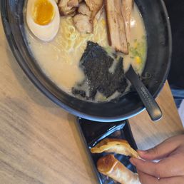 Tonkotsu ramen Tonkotsu ramen