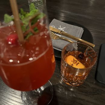 Gordon Ramsay Hell's Kitchen - Sprits cocktail and and Old Fashion - Steakhouses Near Me - Stateline, Nevada