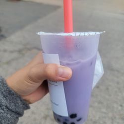 Blossom Bird Bubble Tea - Taro bubble tea