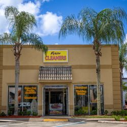Flash Cleaners - Front of store