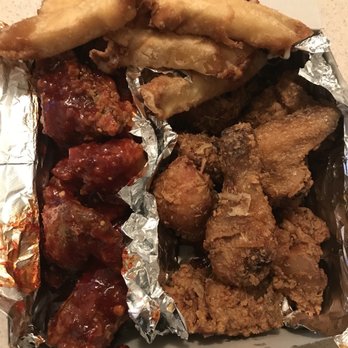 Itchy Butt - Whole order of Korean and Garlic Chicken with fried cheese sticks - Korean Near Me - Honolulu, Hawaii
