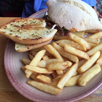 Nando's - Chicken Shop Near Me - Leigh, XGM
