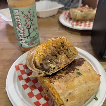 El Zaguan Bistro - SURF & TURF BURRITO (MAR & TIERRA) & ICED TEA - Mexican Near Me - Phoenix, Arizona