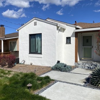 Downtown Windows - Close up of windows, paint, and stucco repair - Windows Installation Near Me - San Jose, California