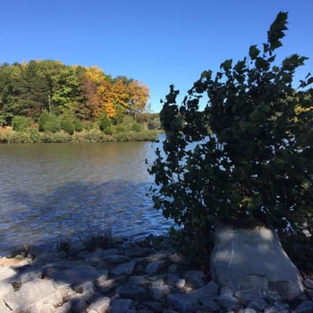 Lakeside Park - Parks Near Me - Fairfax, Virginia