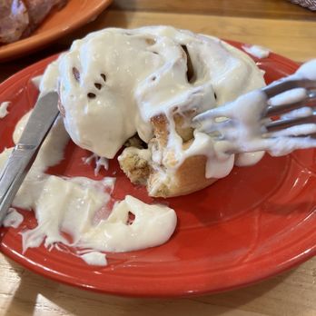 The Griddle - Cinnamon roll - Breakfast & Brunch Near Me - Meridian, Idaho