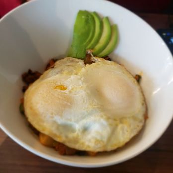 360 Brunch House - Red Rooster skillet - Breakfast & Brunch Near Me - Mansfield, Texas