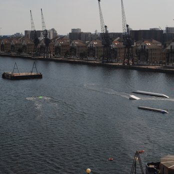 Emirates Air Line - Royal Docks - Public Transportation Near Me - London, XGL