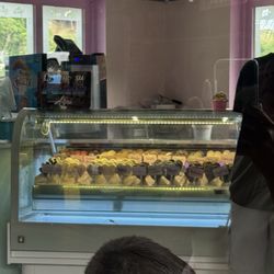 Doña Paleta - Many flavor options
