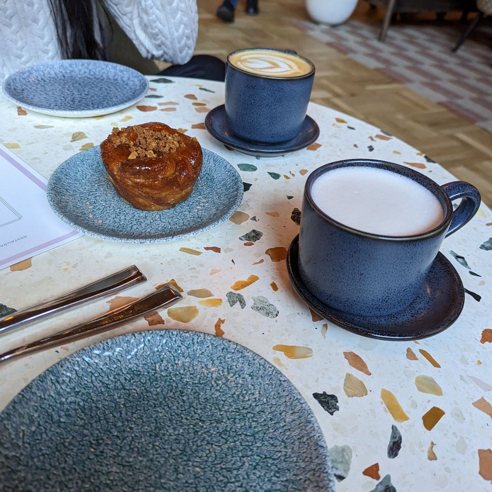 K'Far - yemenite latte, apple babka, chai latte - Breakfast & Brunch Near Me - Brooklyn, New York