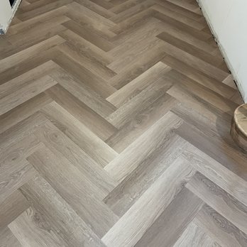 HDH Floors - Herringbone pattern - Flooring Near Me HDH Floors - Herringbone pattern - Flooring Near Me