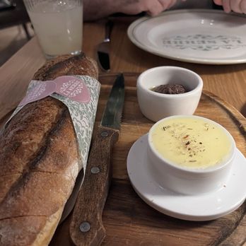 La Serre - bread service - French Near Me - Chicago, Illinois