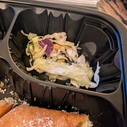 The chicken flautas and salsa
