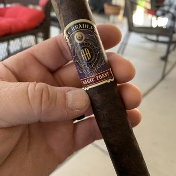 Almond Smoke Shop - Tobacco Shops Near Me - Menifee, California