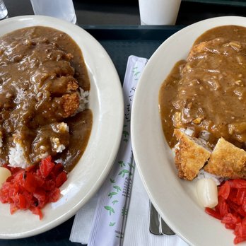 Nippon Curry San Francisco - Chicken Katsu Curry (left) and the Pork Katsu Curry (right) - Japanese Curry Near Me - San Francisco, California Nippon Curry San Francisco - Chicken Katsu Curry (left) and the Pork Katsu Curry (right) - Japanese Curry Near Me - San Francisco, California
