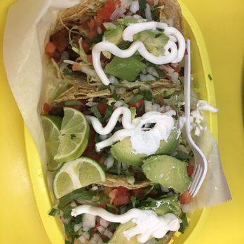 La RositaSol - The "deluxe" option definitely fills out the tacos with lettuce, pico, avocado and sour cream. - Mexican Near Me - Louisville, Kentucky