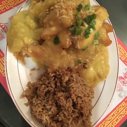 Golden Crown Restaurant - War Sue Gai