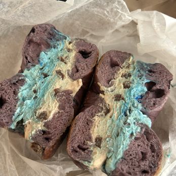 B Bagels - 1 lb. Flavor Cream Cheese - Bagels Near Me - Jersey City, New Jersey