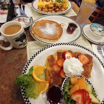 Black Bear Diner Downey - Bear claw French toast with coffee. Meats lovers omelett with freshly squeezed orange juice - Diners Near Me - Downey, California